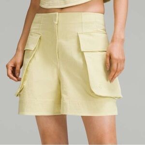 Lululemon Relaxed-Fit Super-High-Rise Cargo Short 4" - Sz 14